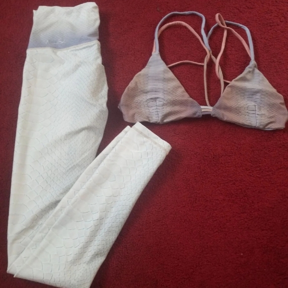 Niyama Leggings - Picture 1 of 2